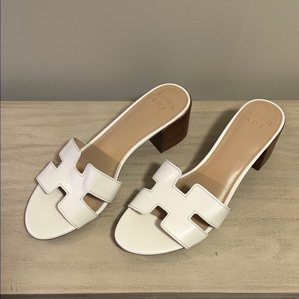 Crown & Ivy Women's Cream Block Heel Sandals